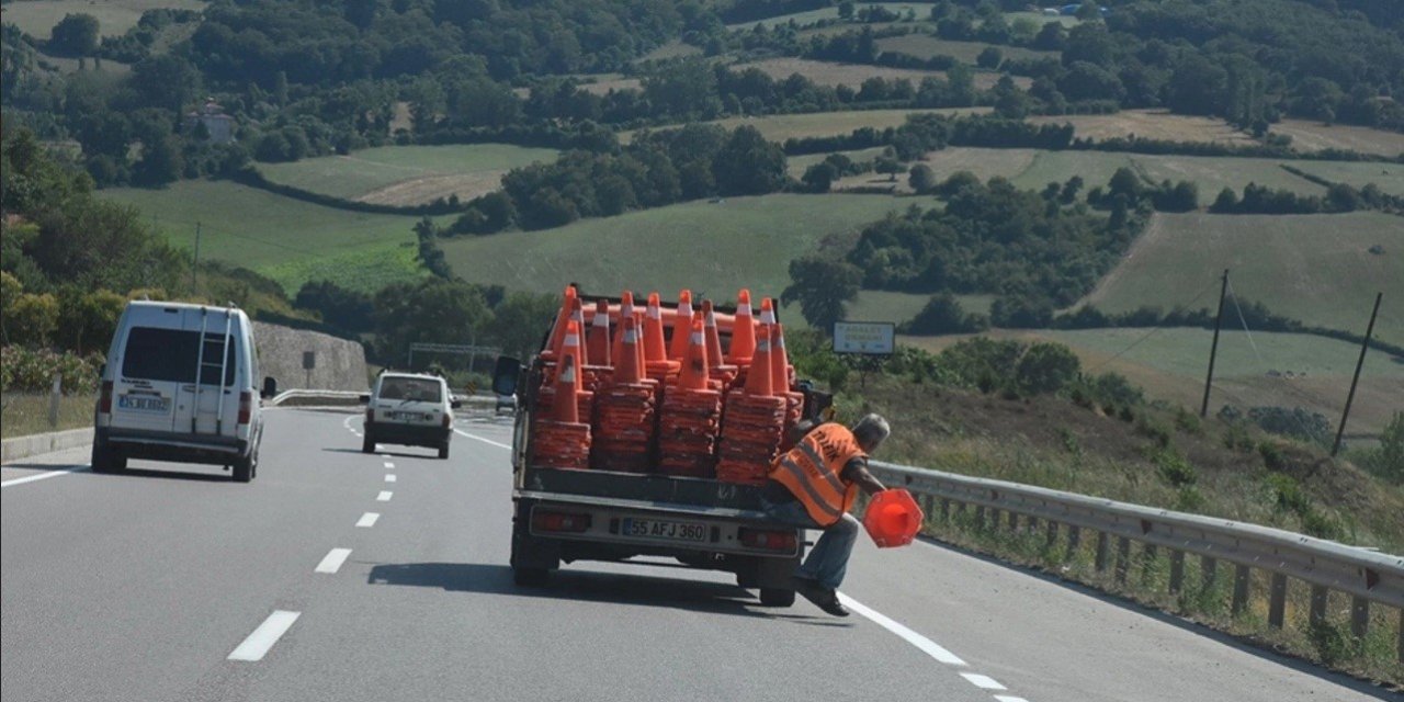 Yol çizgileri yenilendi