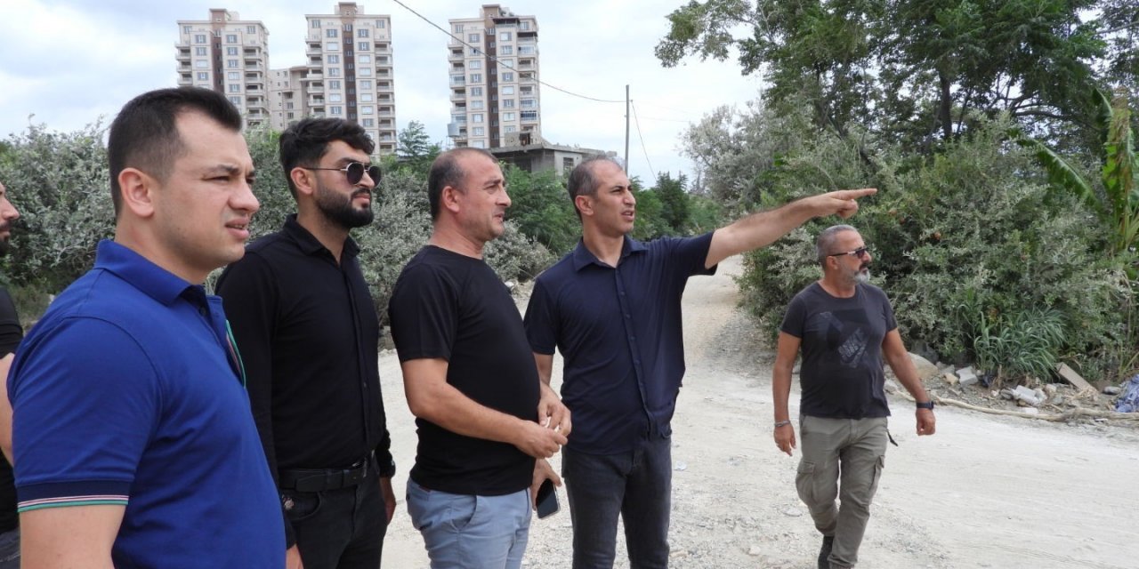 Samandağ’da bozuk yolun asfaltlama çalışması tamamlandı