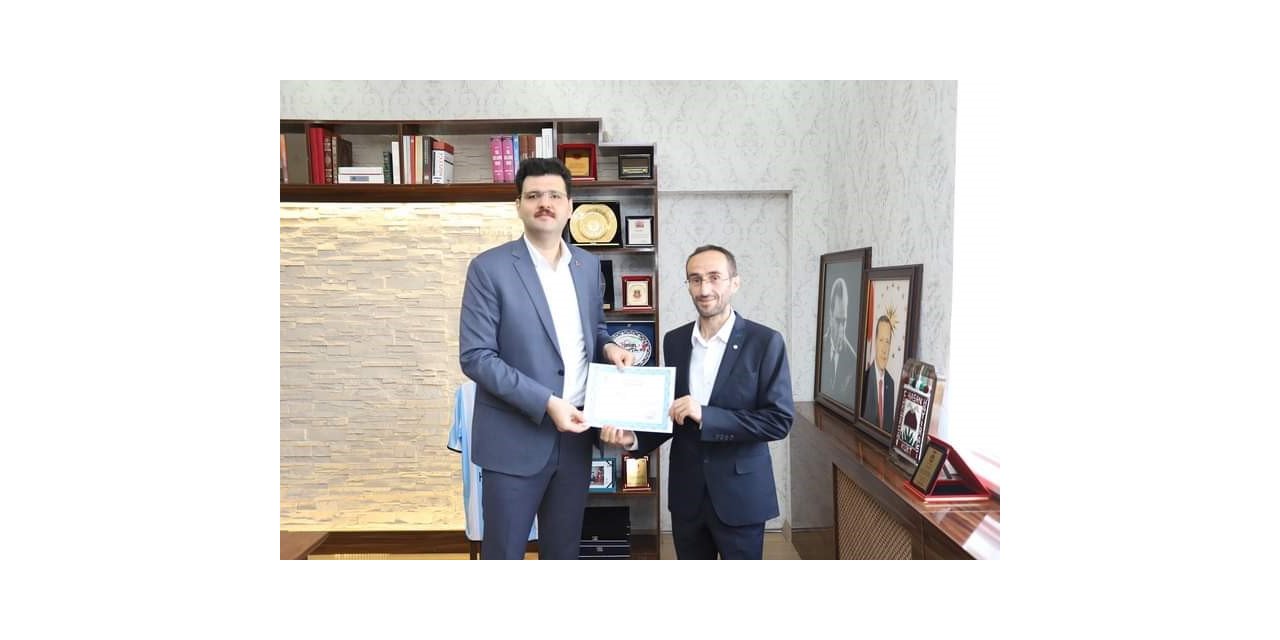 Yaz Kur’an kursunda başarılı olan öğrenciler ödüllendirildi