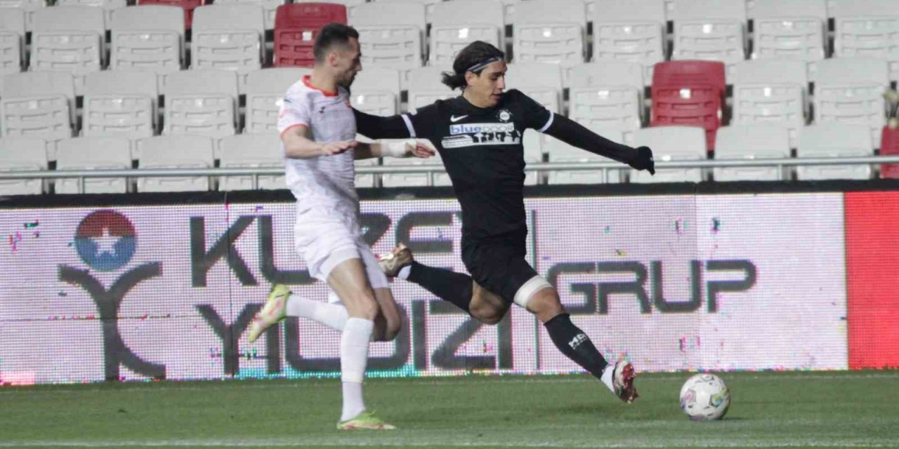 Altay, sezona kayıplarla başlayacak