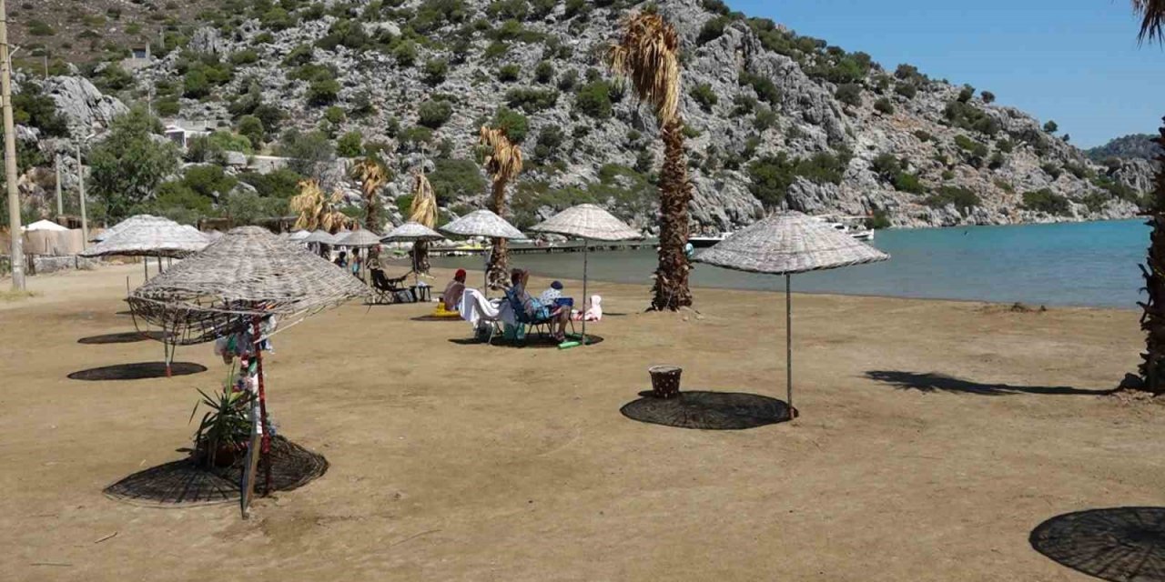 Selimiye Halk Plajı, vatandaşların ilgisini çekiyor