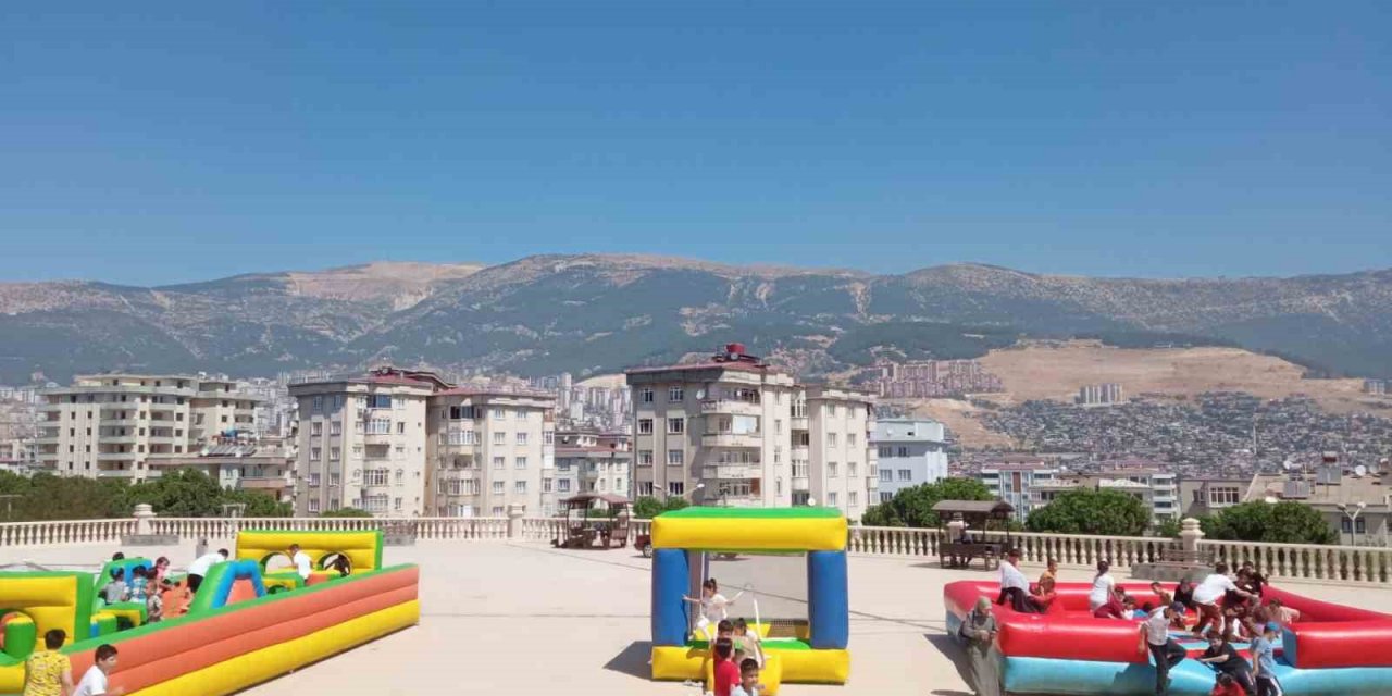 Abdülhamit Han Camiinde yaz Kur’an kursları tamamlandı