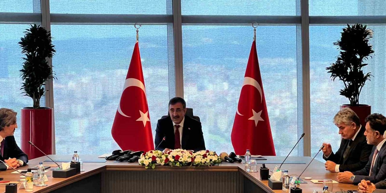 Cumhurbaşkanı Yardımcısı Yılmaz duyurdu! İlk kez konut edineceklere finansal destek verilecek