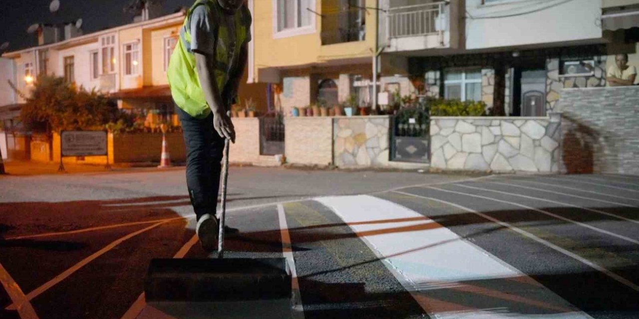 Yaya ve sürücülerin güvenliği için hız kesici kasisler yapılıyor