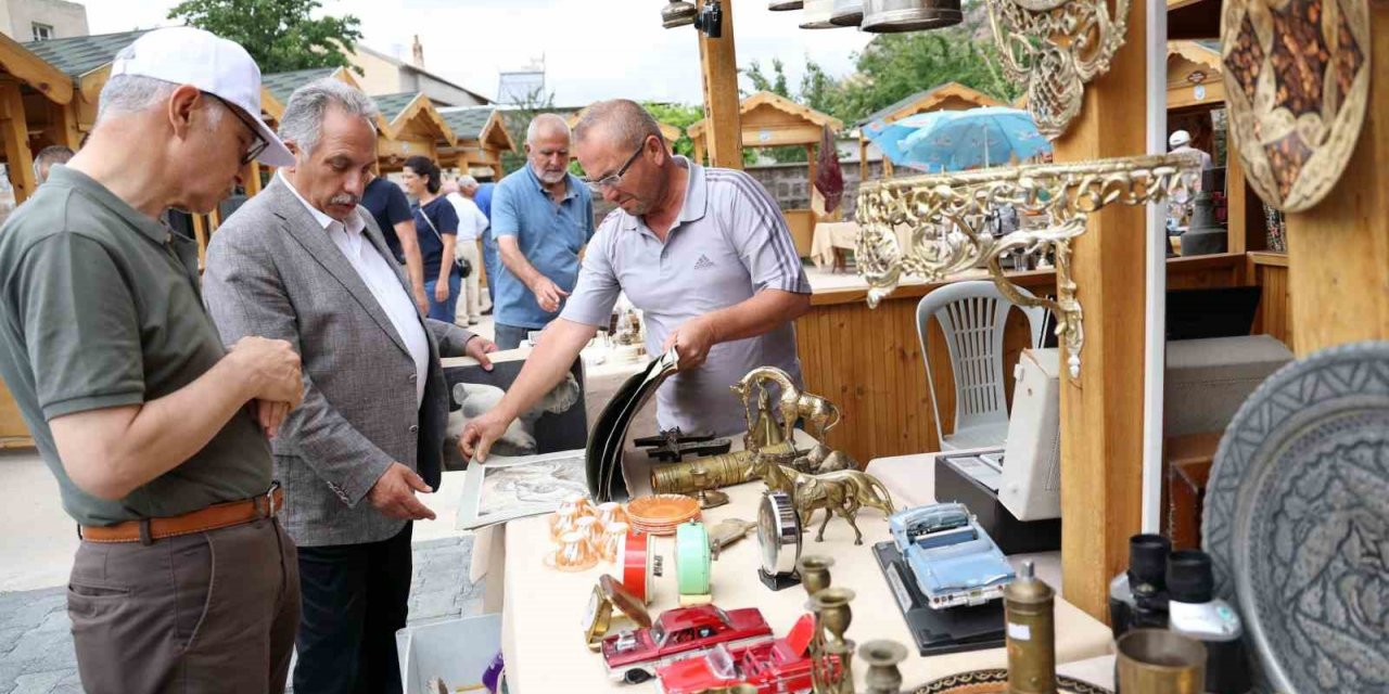 Talas Antika Pazarı Rüzgarı