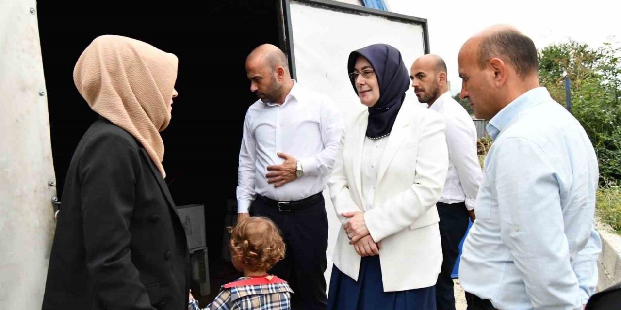 AK Parti’den Altınova köylerine çıkarma