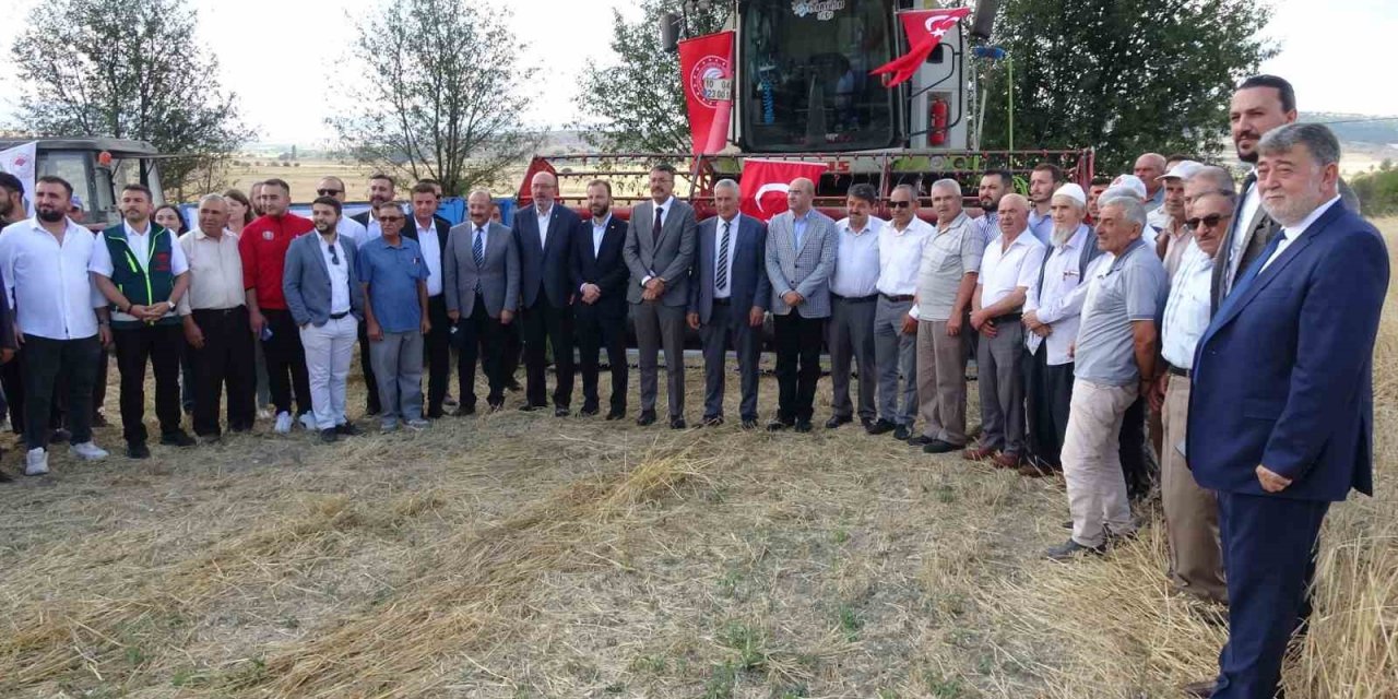 Tavşanlı İsaköy’de ’Harman kaldırma’ etkinliği