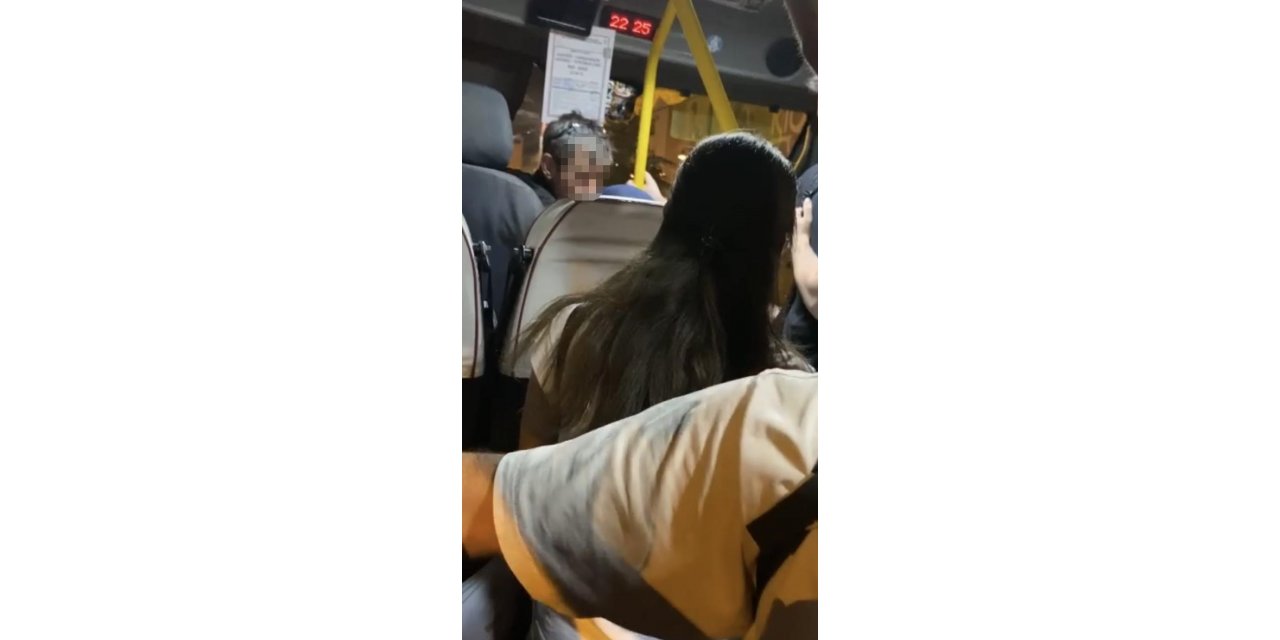 Minibüs şoförü kadın yolcuyu araçtan kovdu
