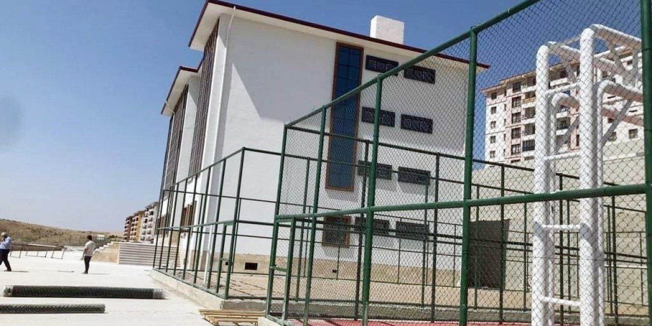 Öğrenciler okullarına kavuşacak