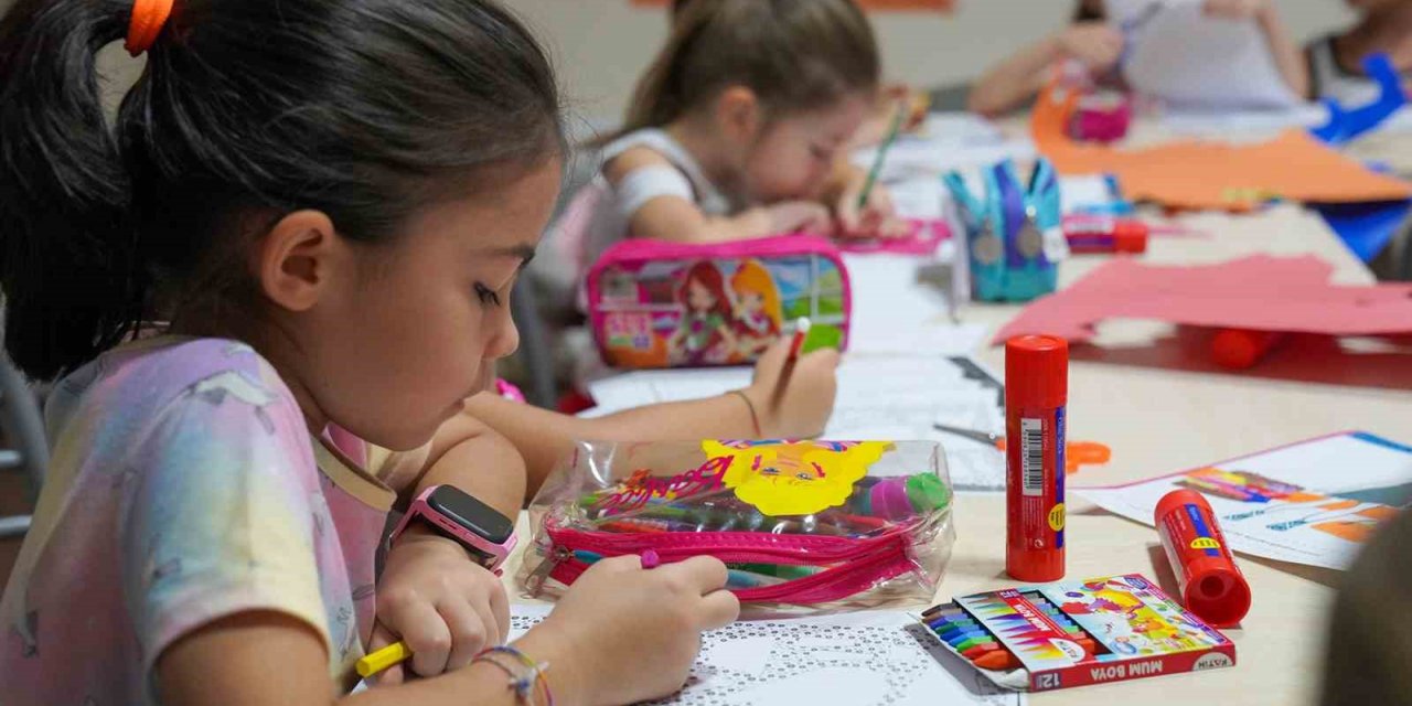 Yaz tatilini verimli geçiriyorlar