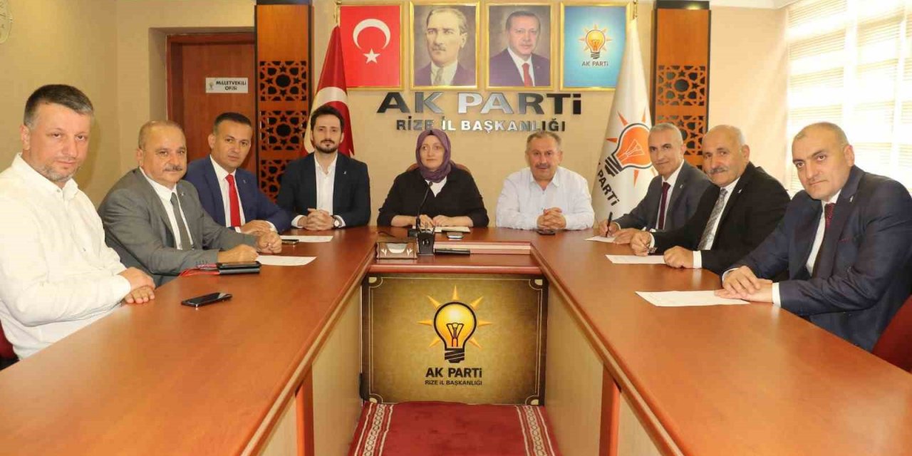 AK Parti Rize’de 5 ilçe başkanı aday adayı olmak için istifa etti