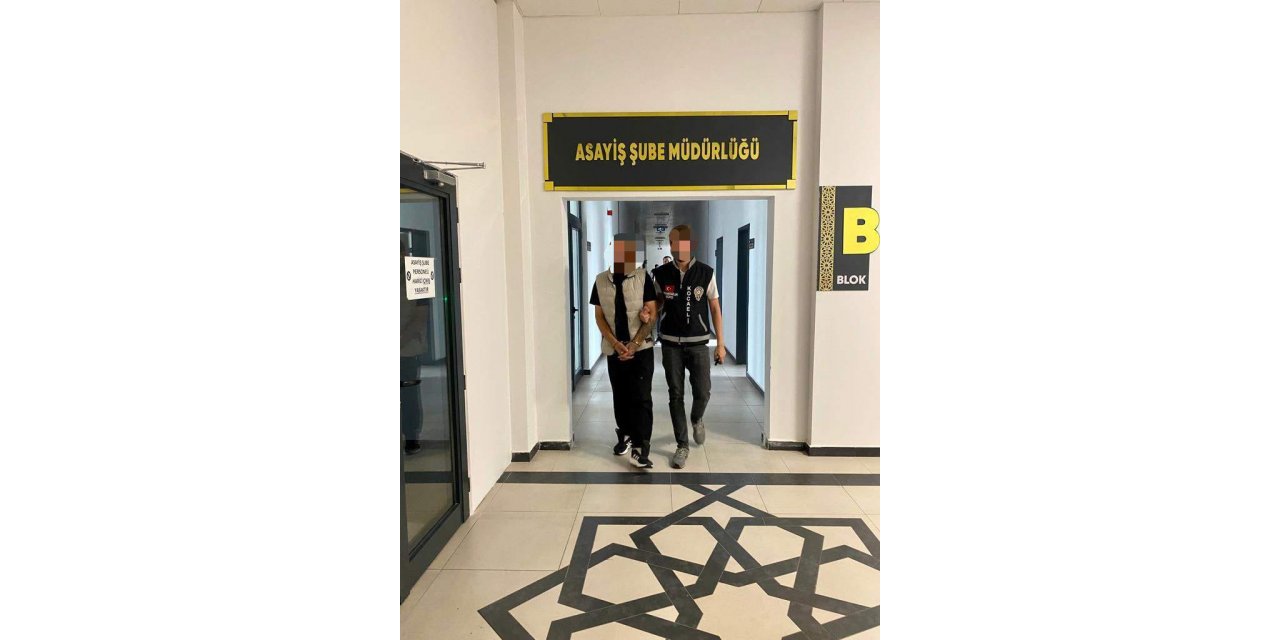 Oto hırsızları kıskıvrak yakalandı