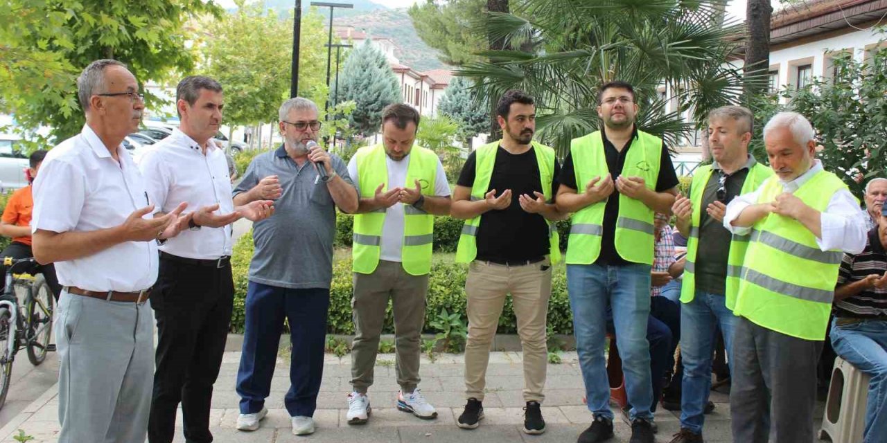 Osmanelilere Hizmet Derneği’nin geleneksel aşure ikramı