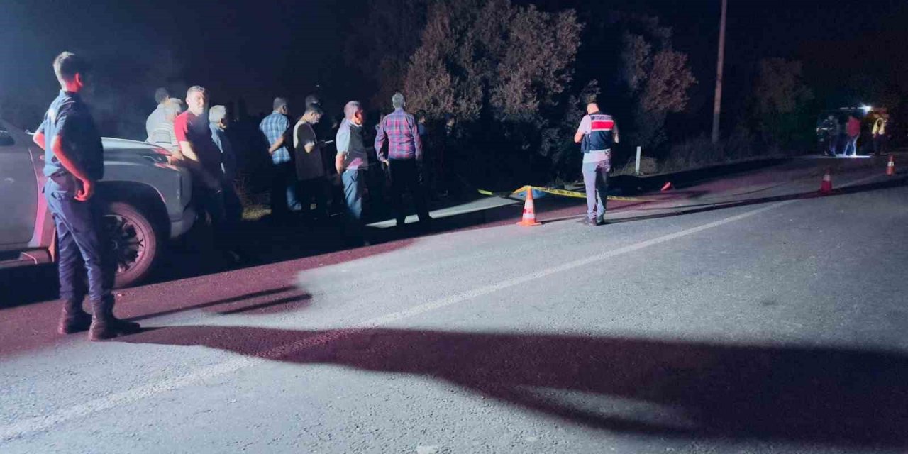 İzmir'de otomobilin çarptığı yaşlı adam hayatını kaybetti