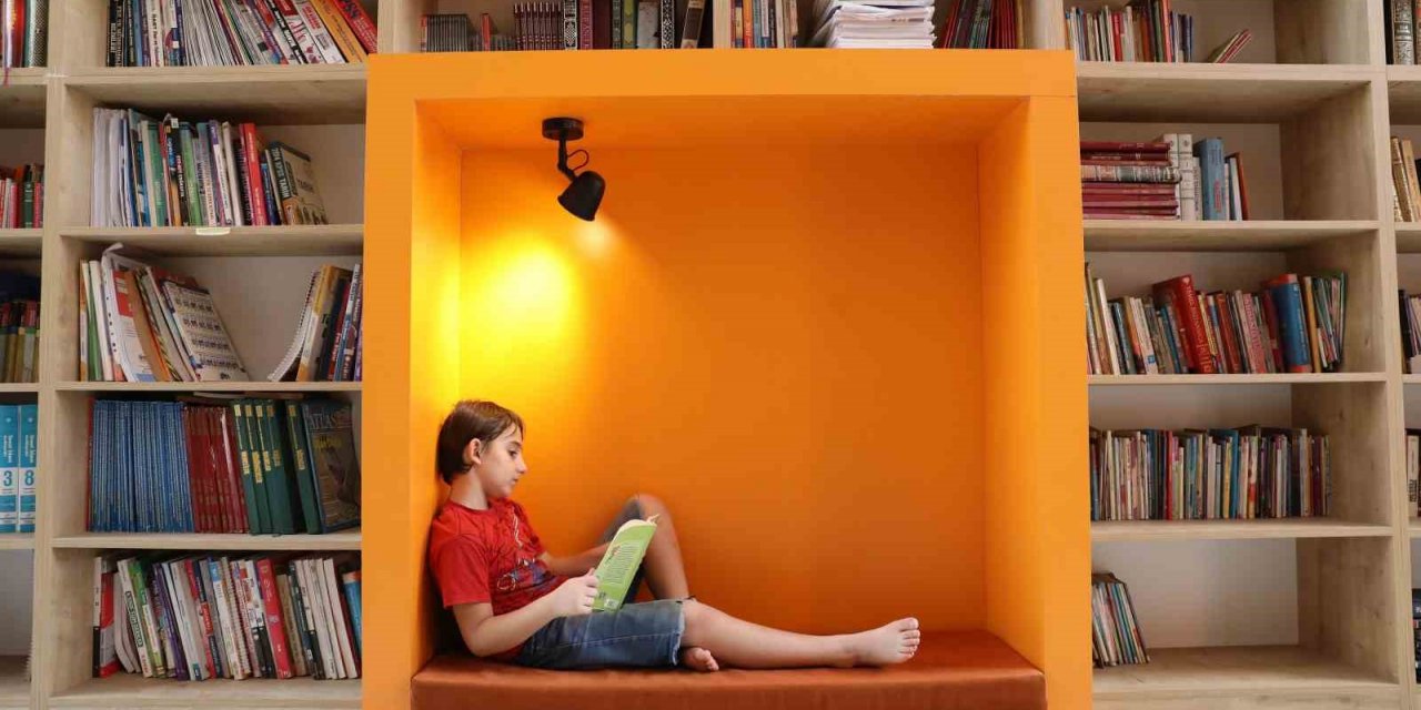 Yüreğir Belediyesi 3. Kütüphanesini açacak