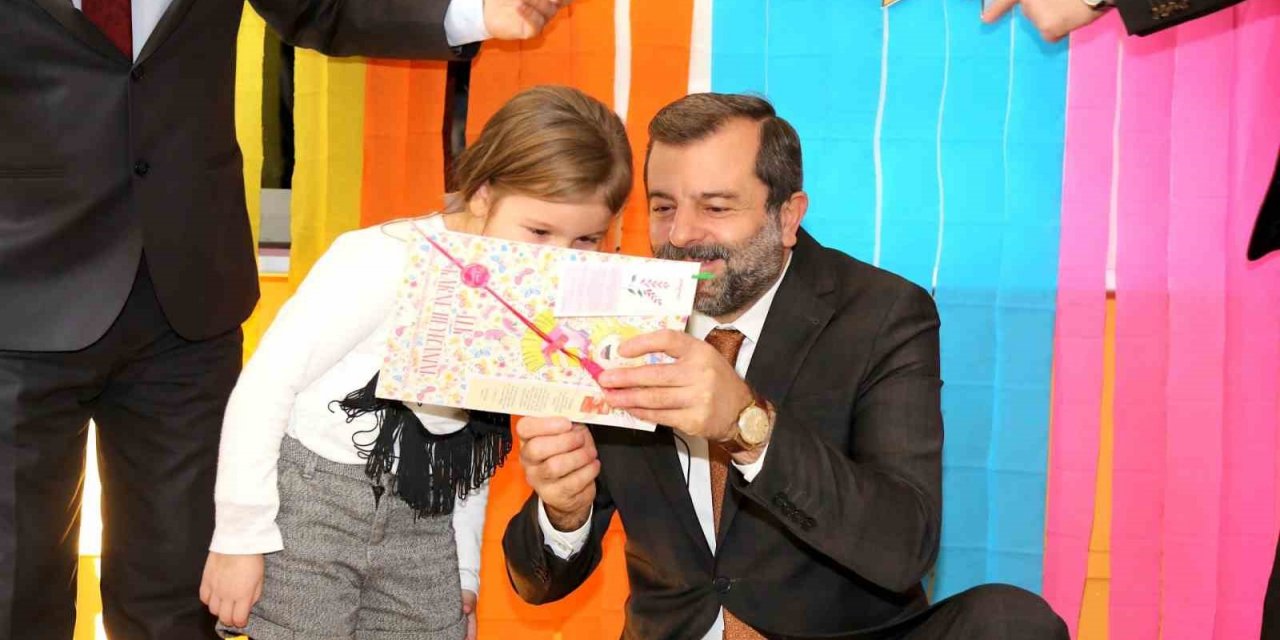 Gürsu’da çocuklara kırtasiye desteği