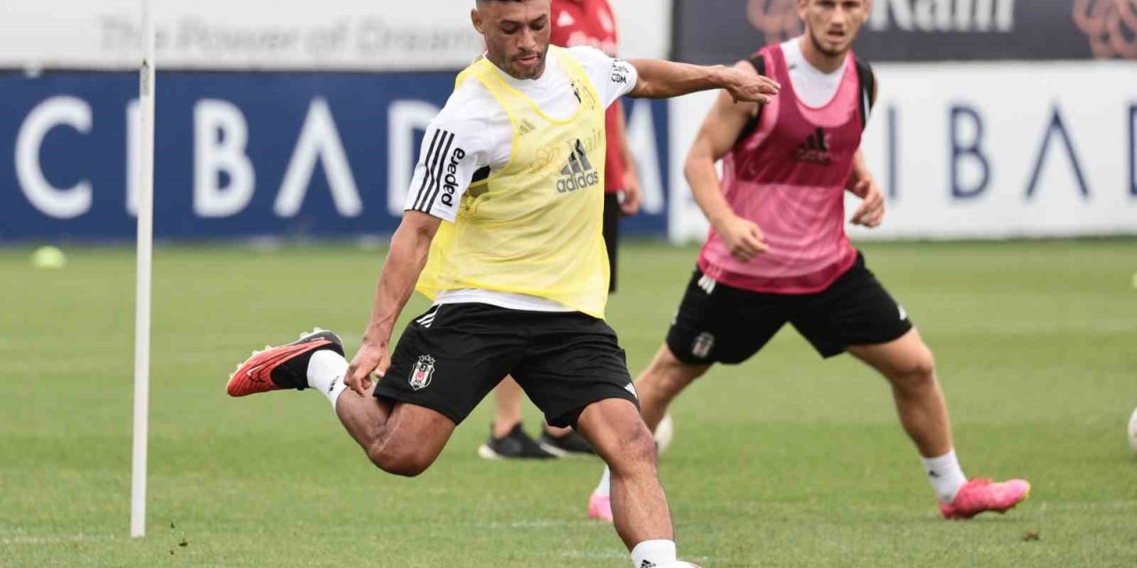 Alex Oxlade-Chamberlain, Beşiktaş’ta ilk antrenmanına çıktı