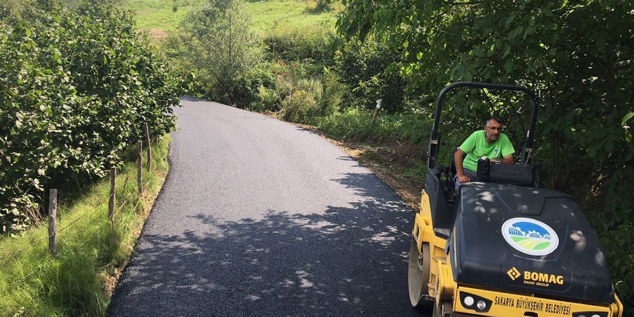 Büyükşehirle grup yolunun 10 kilometrelik bölümü sil baştan yenileniyor