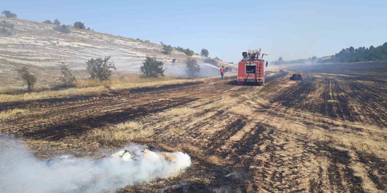 Balya yapımı sırasında çıkan yangın 17 dönüm araziye zarar verdi