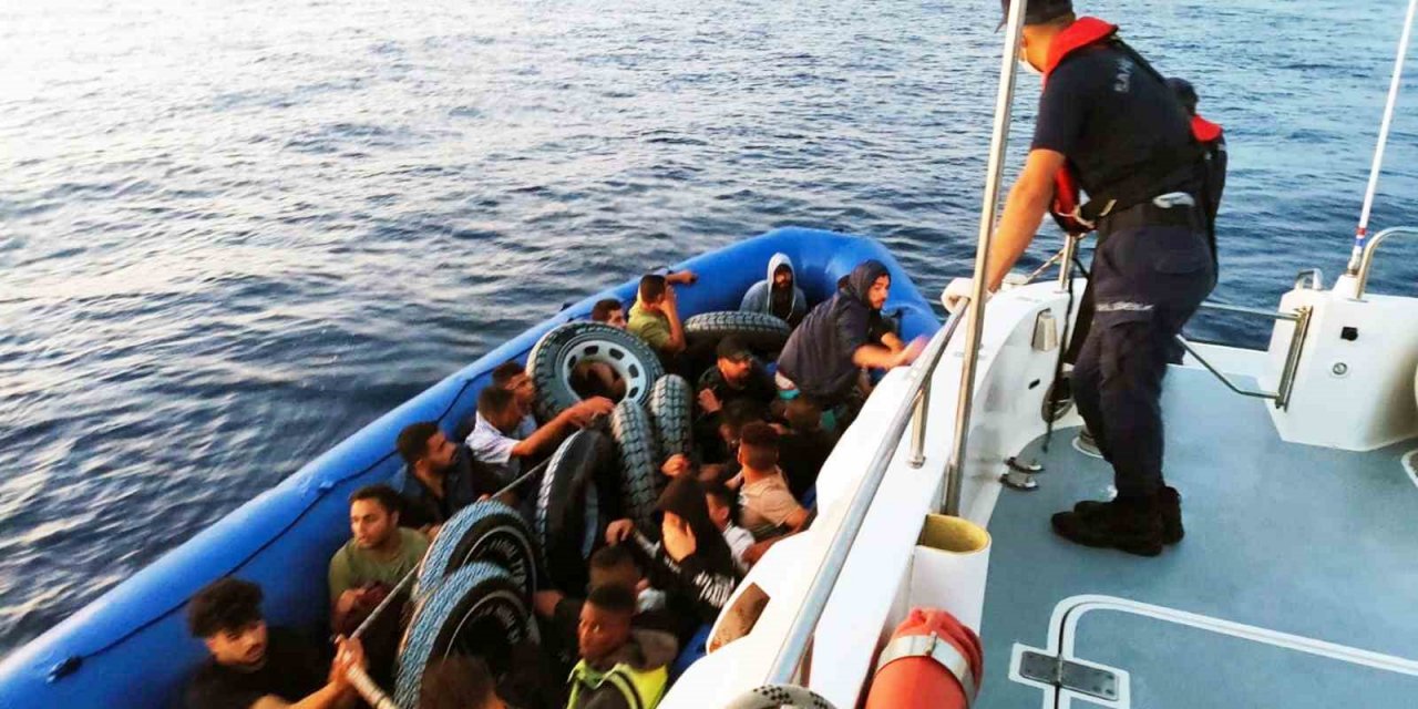 Datça’da 37 göçmen yakalandı