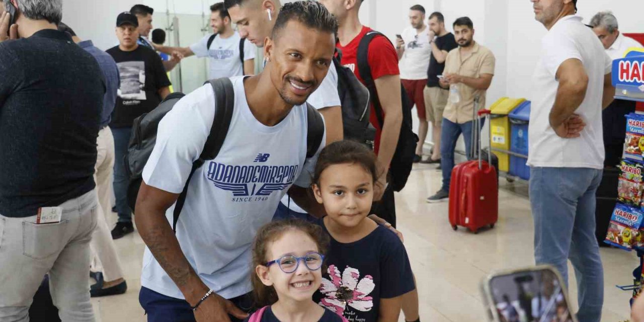 Adana Demirspor Hırvatistan’a gitti