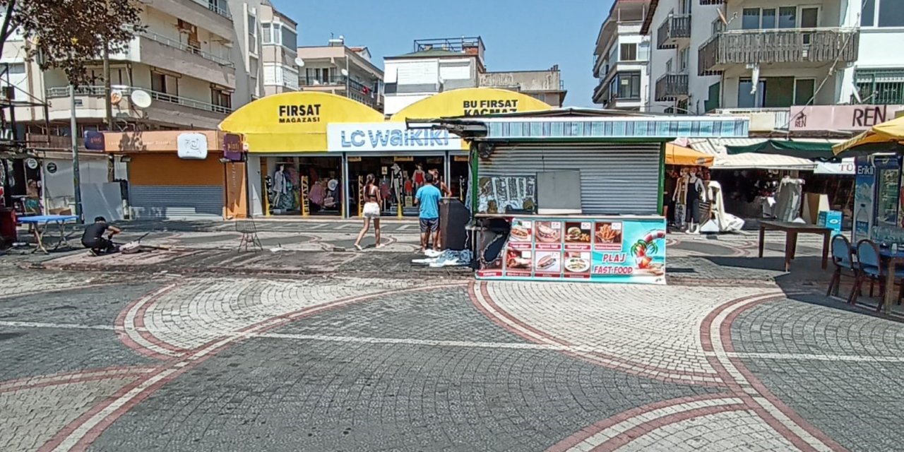 Akçay’da 3 iş yeri yangınında kundaklama iddiası