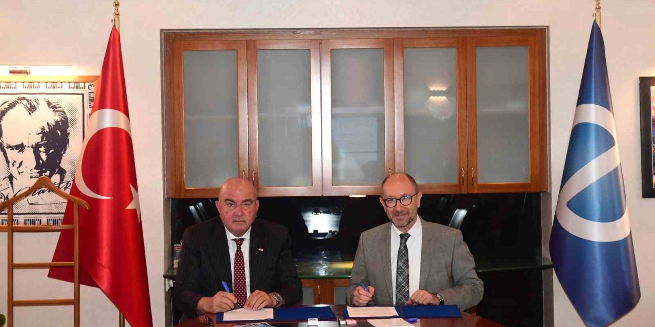 Azerbaycan Programları İş Birliği protokolü yenilendi