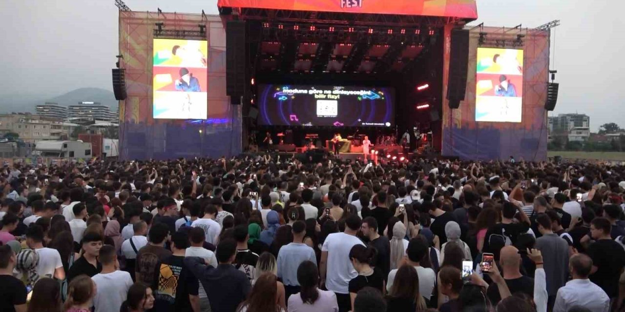 Bursa’da ünlüler rüzgarı