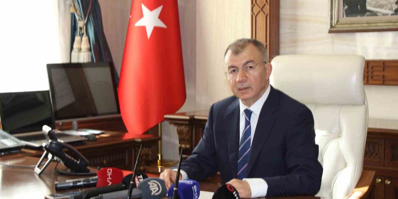 Amasya’nın yeni valisi Yılmaz Doruk görevine başladı