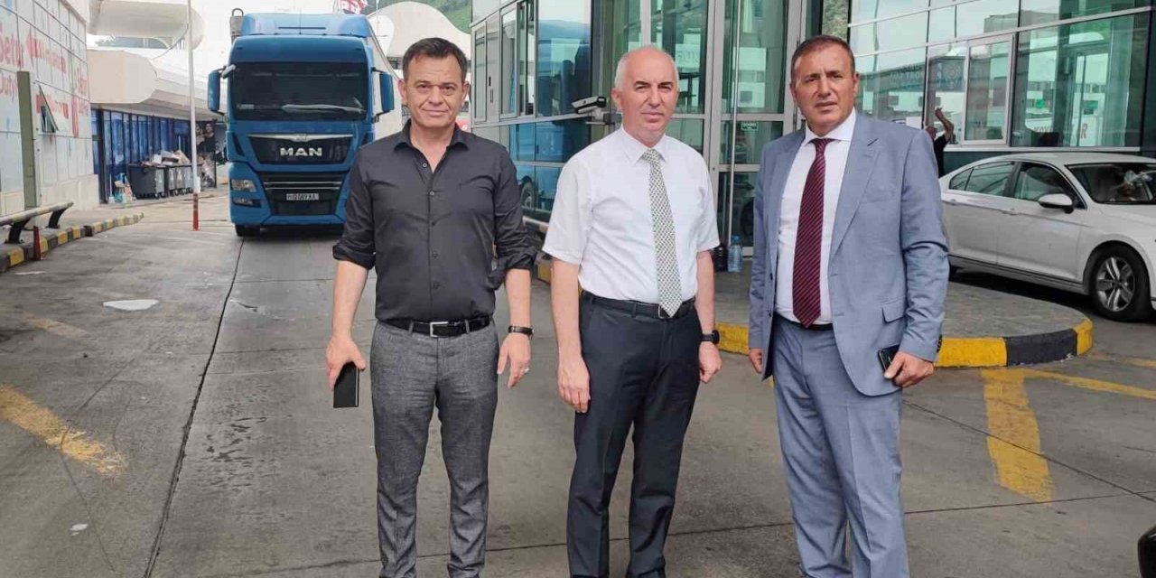 Çelebi: "Sarp’ta personel sayısı artırılmalı, fiziki şartlar iyileştirilmeli"