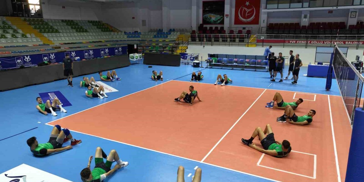 Bursa Büyükşehir Belediyespor çalışmalara başladı