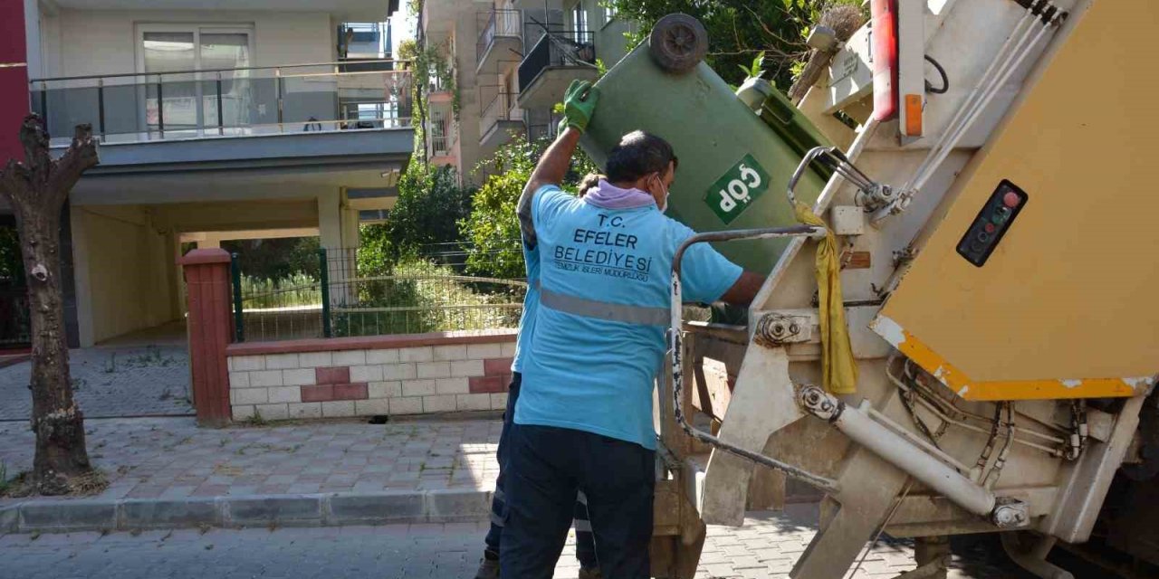 Efeler’de aylık 9 bin ton çöp toplanıyor