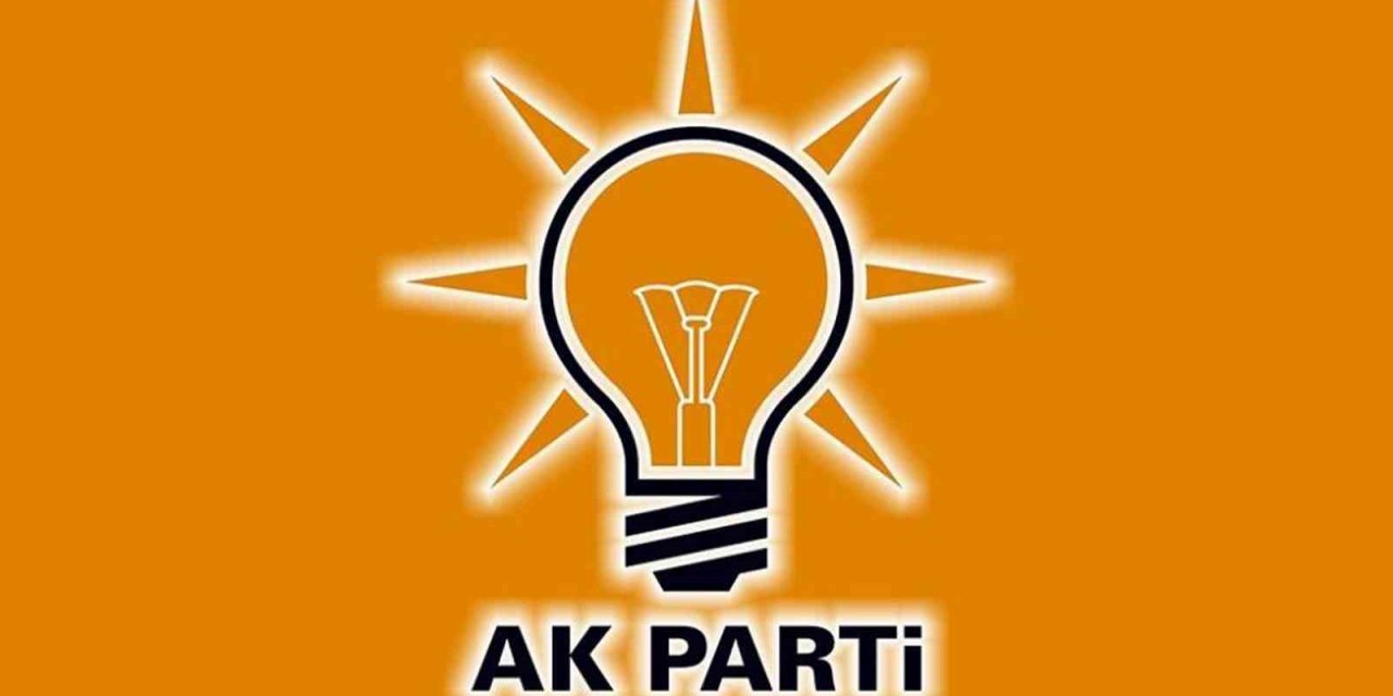 Uşak’ta AK Parti İlçe Başkanı yönetimiyle birlikte istifa etti