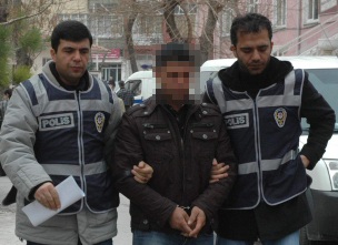 3 kilo esrarla yakalandı, 'içiciyim' dedi