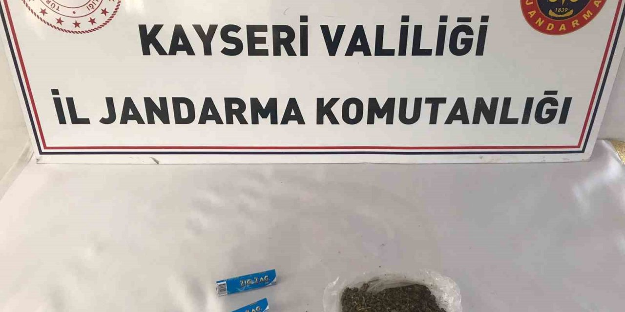 Baca Deliğinde Uyuşturucu Yakalandı