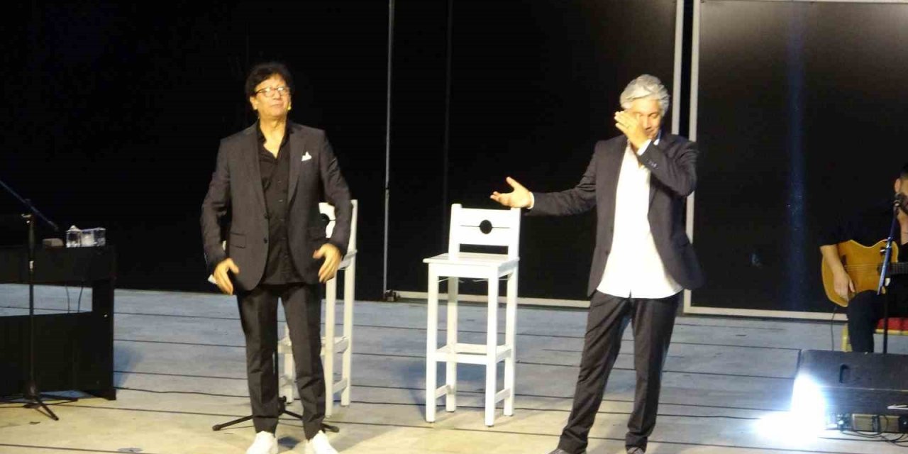 Marmaris’te ‘Hey gidi Günler’ sahnelendi