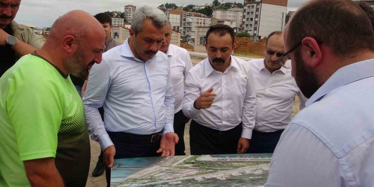 Rize’nin yeni valisi İhsan Selim Baydaş ayağının tozu ile yatırımları yerinde inceledi