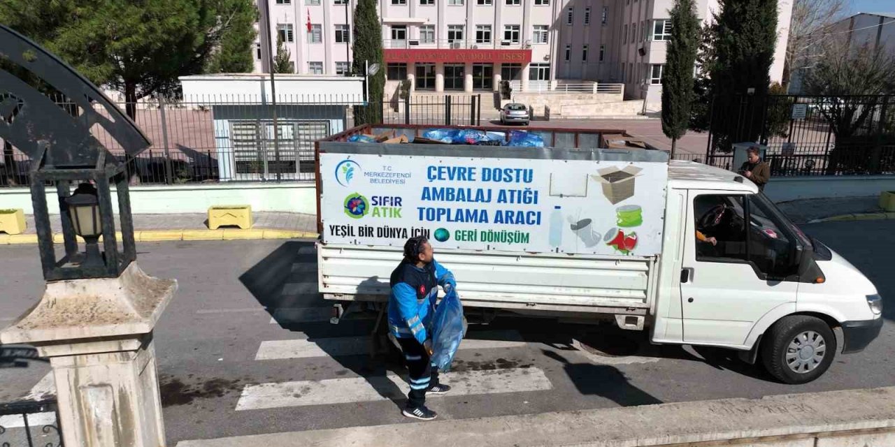 25 milyon 400 bin kilogram atık geri dönüştürüldü