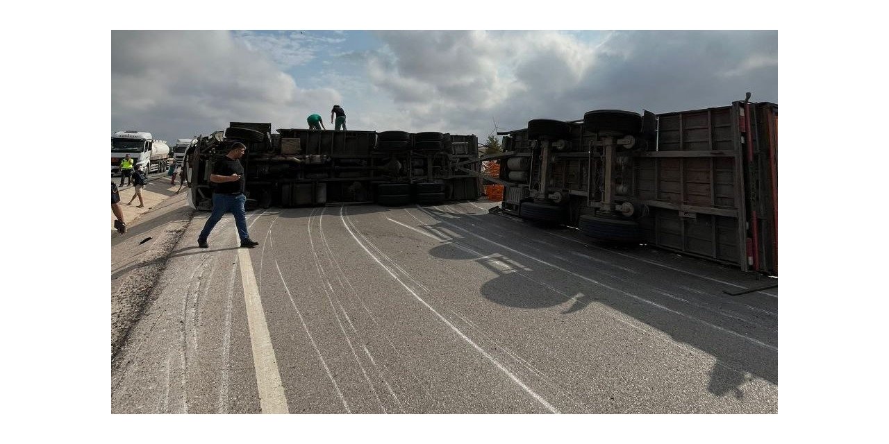 Bandırma-Çanakkale karayolunda trafik kazasında 3 kişi yaralandı