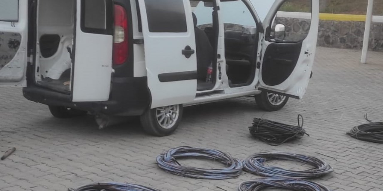 Osmaniye’de kablo hırsızları yakalandı
