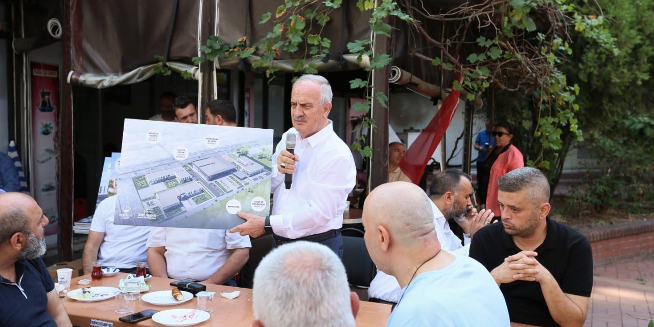 Derince esnafı Başkan Aygün’ün projelerini dinledi