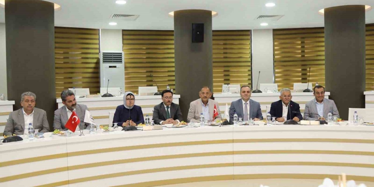 ERÜ’de “Tıp Fakültesi Proje Toplantısı” Yapıldı