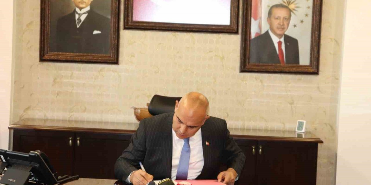 Ağrı Valisi Koç görevine başladı