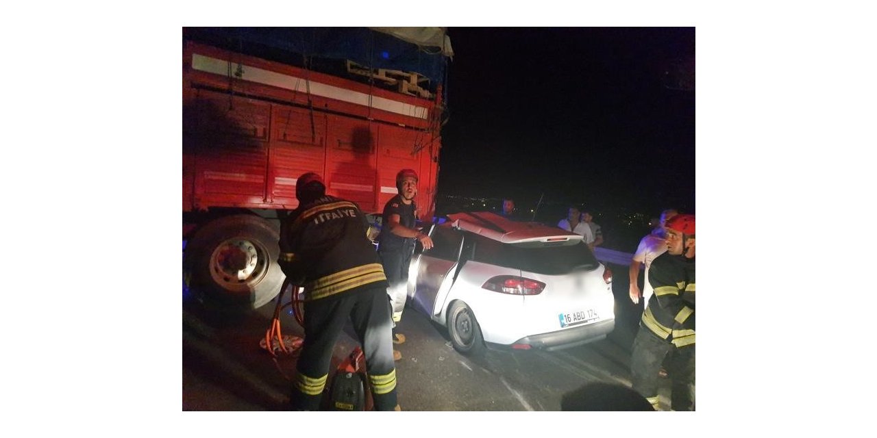 Manisa’da trafik kazası: Baba öldü, eşi ve çocukları yaralandı