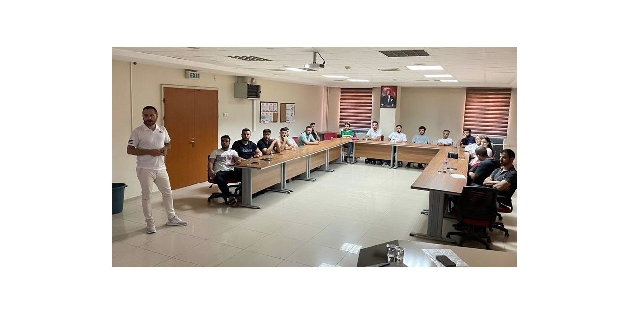 Siirt’te ambulans servisi personellerine eğitim verildi