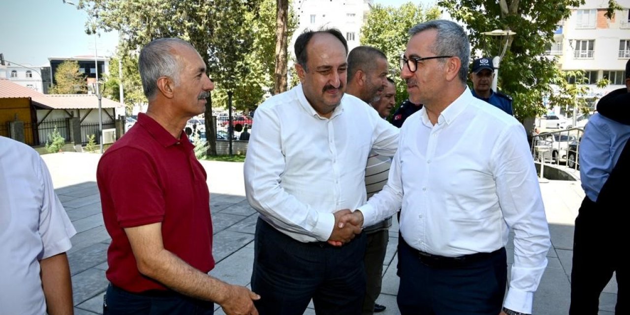 Başkan Güngör; “Pazarcık’ta kalıcı konutlar hızla yükseliyor”