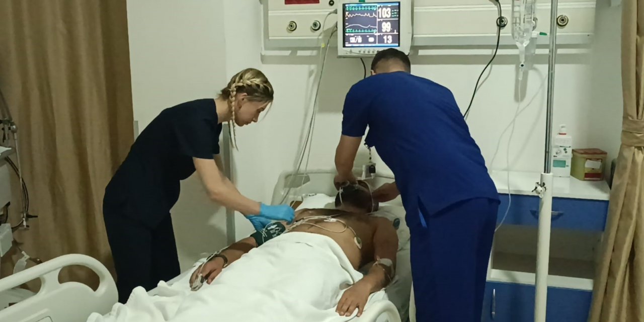 20 kişiyle hastaneyi basıp doktor ve görevlileri darp ettiler