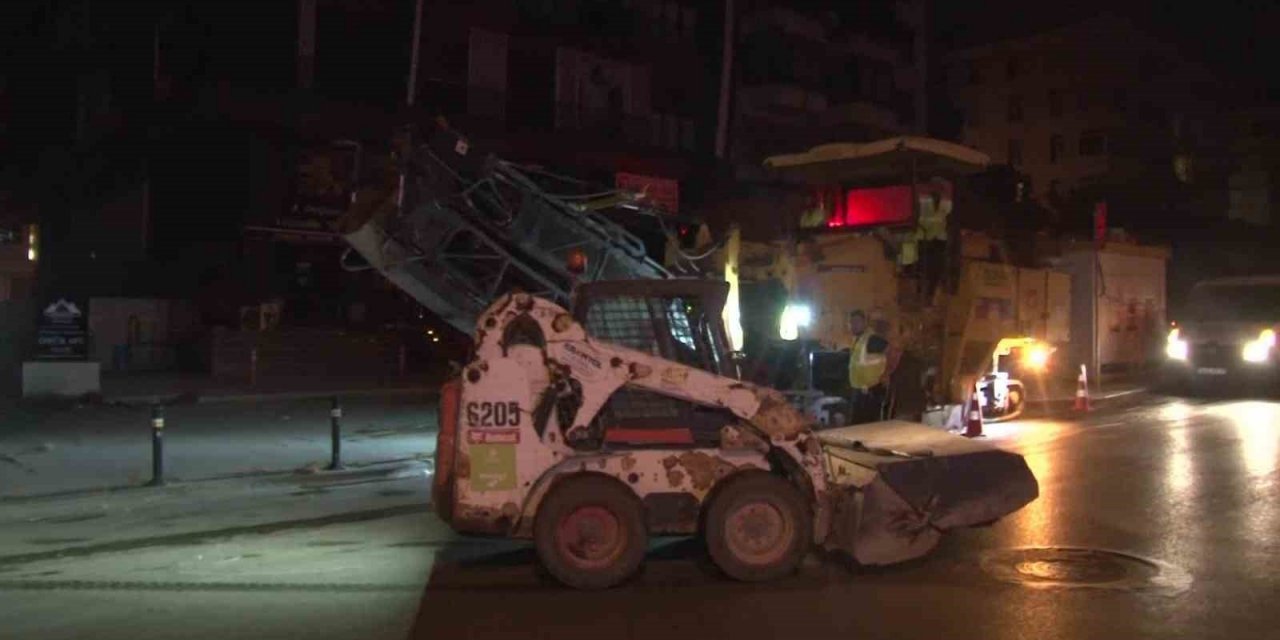 Maltepe Bağdat Caddesi Kavşağı üzerinde yapılan çalışmalar vatandaşları çileden çıkardı