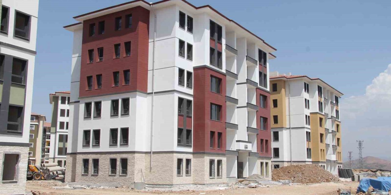 Deprem konutlarında sona doğru