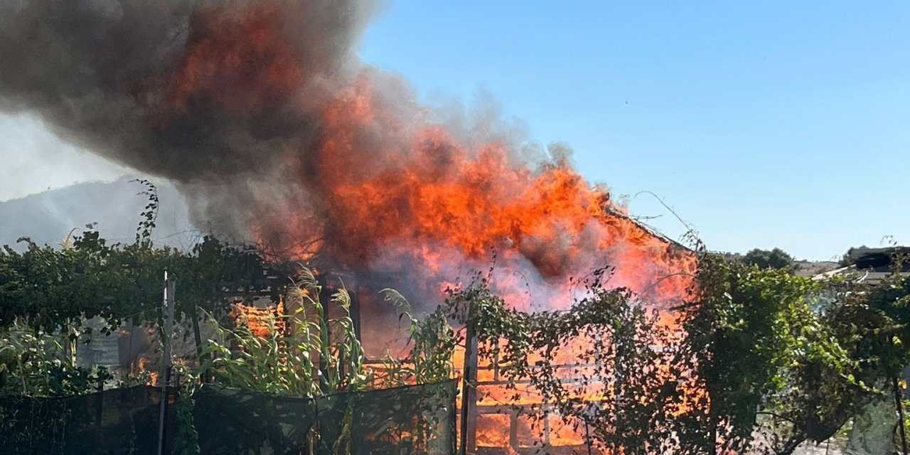 Hobi Bahçesinde Yangın